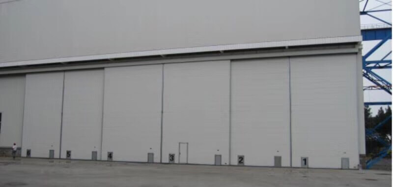 Large Aircraft Hangar Door: Shanghai Airport Large Aircraft Hangar Door