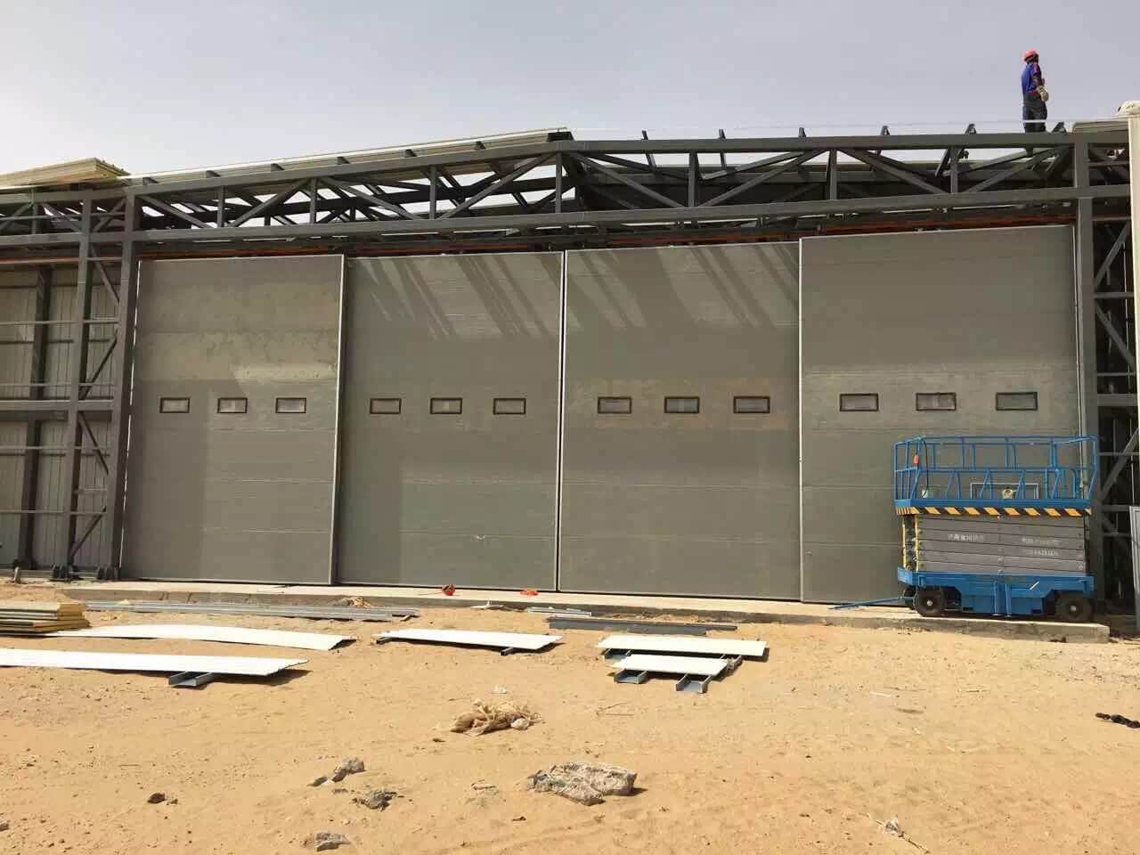 Large Hangar Doors: Niger Military Hangar Doors (Case)