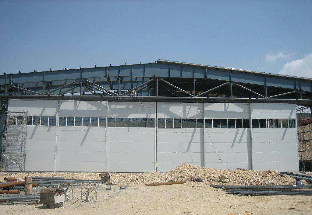 Large Aircraft Hangar Door: Jilin Aviation College Large Aircraft Hangar Door (Case)